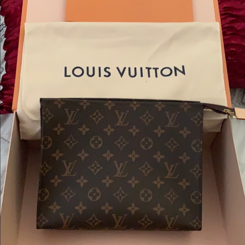 Louis Vuitton Toiletry Pouch 26